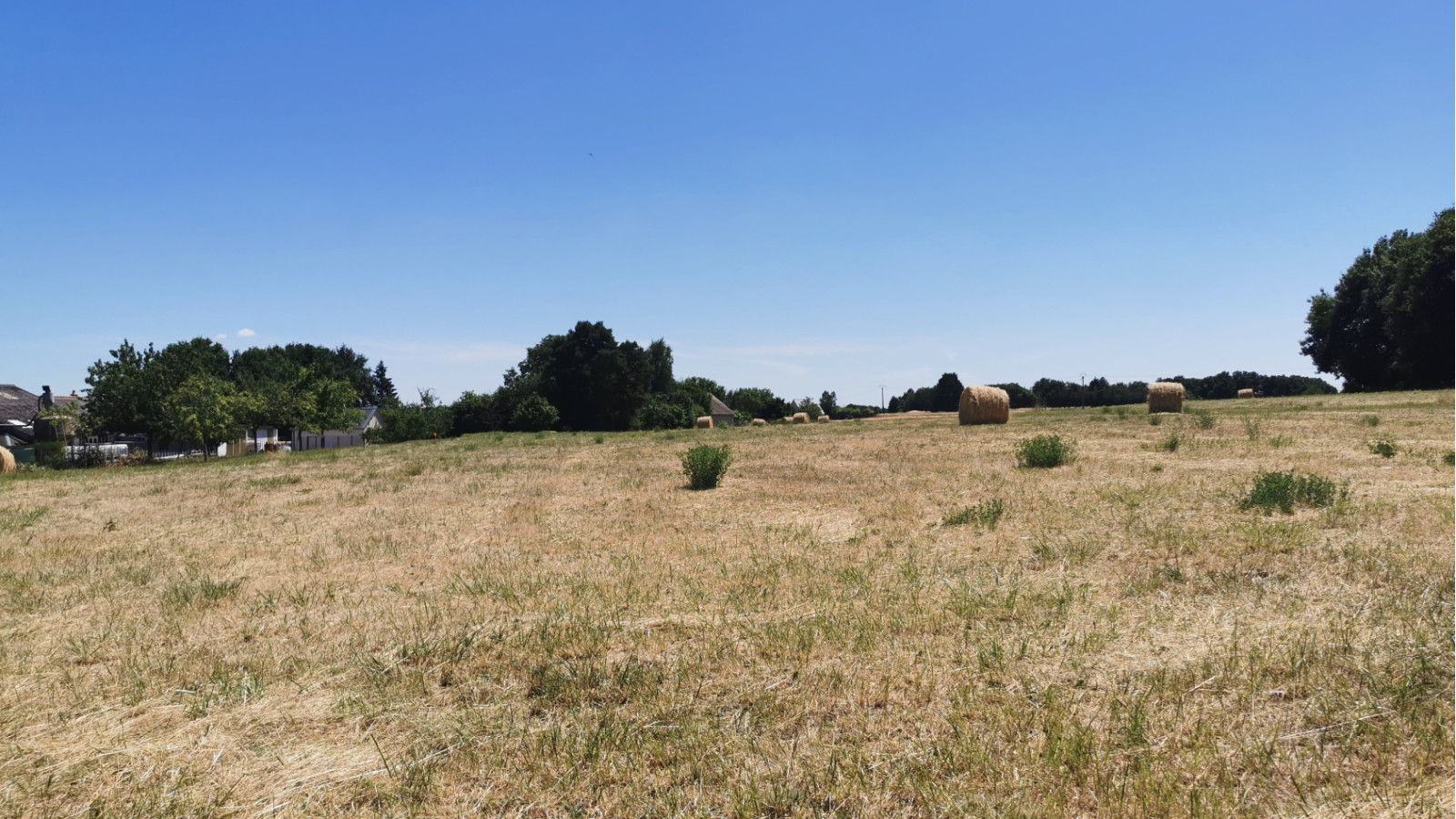 Terrain constructible de 534m2 à Beaumont-Louestault