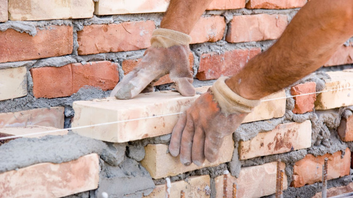 Comment bien choisir sa maçonnerie au moment de faire construire sa maison ? Découvrez la réponse en images...
