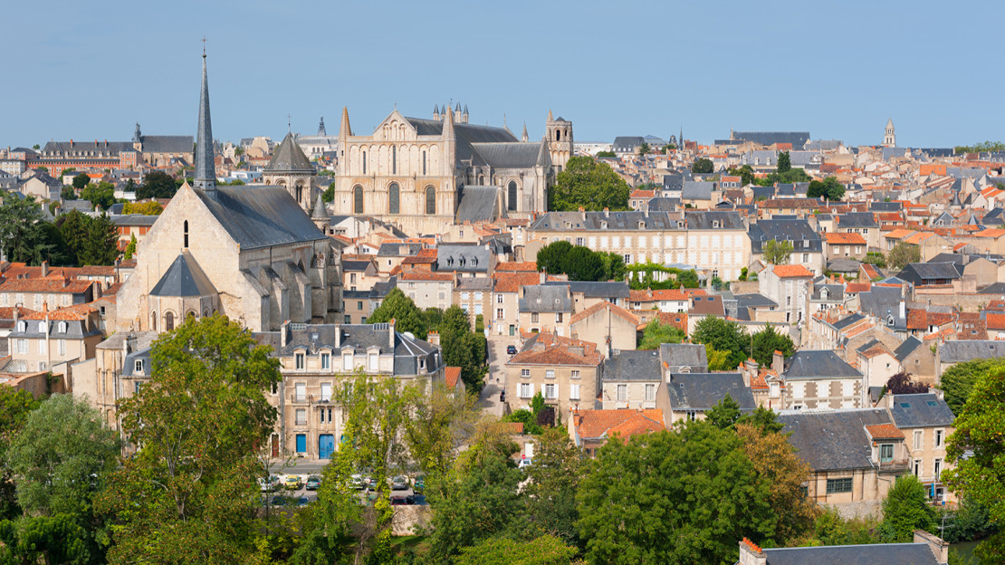 Votre constructeur de maison à Poitiers Maisons Ericlor - 2