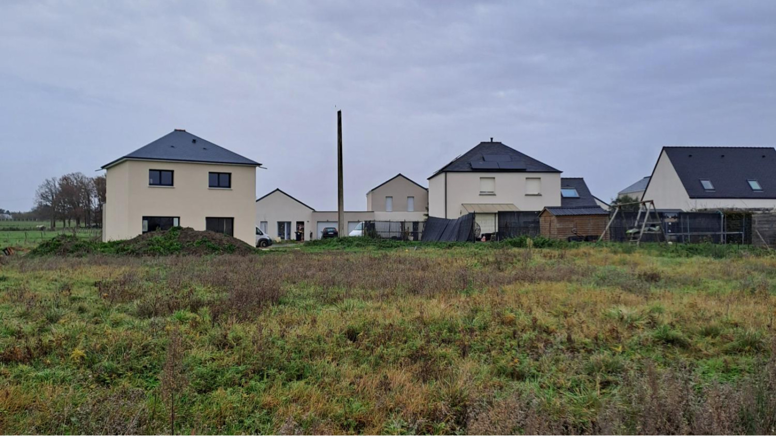 Terrain constructible de 415m2 à Loire-Authion