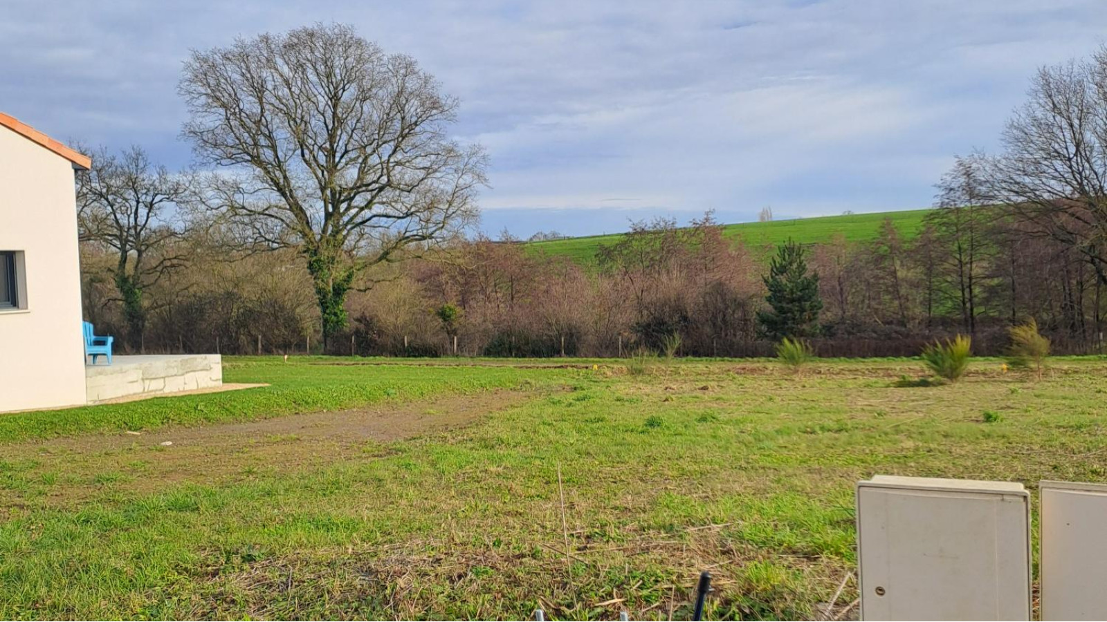 Terrain constructible de 795m2 à Le May-sur-Èvre
