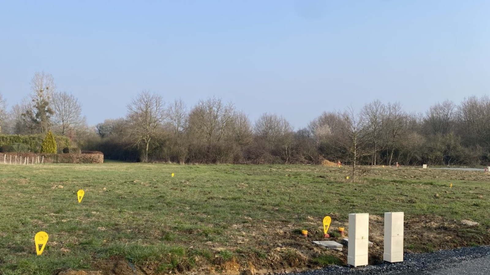 Terrain constructible de 517m2 à Sarrigné