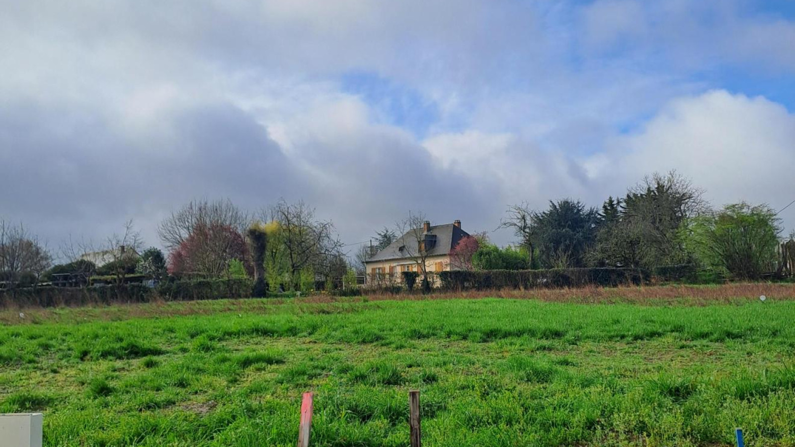 Terrain constructible de 634m2 à Longuenée-en-Anjou