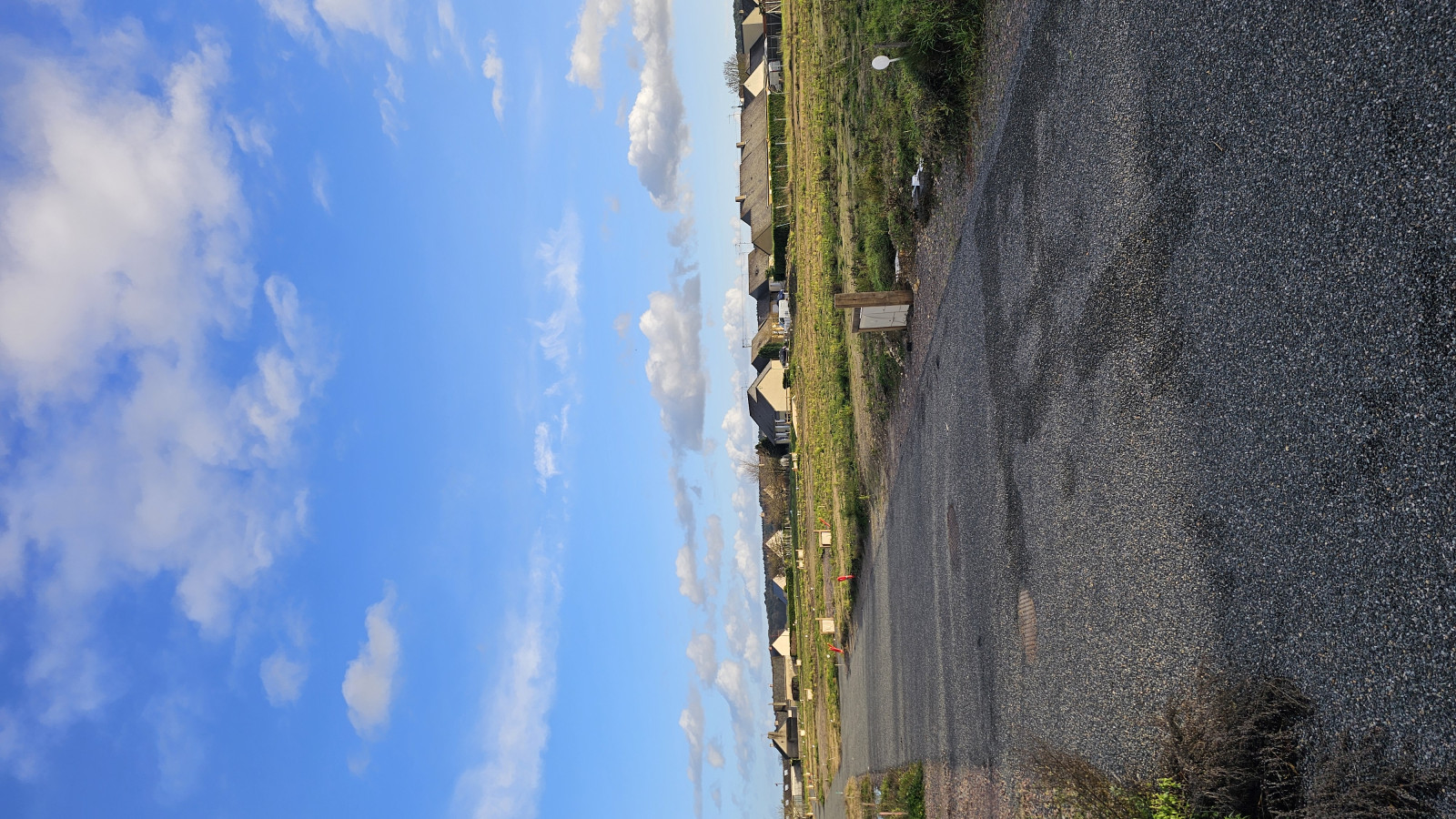 Terrain constructible de 289m2 à Vernantes