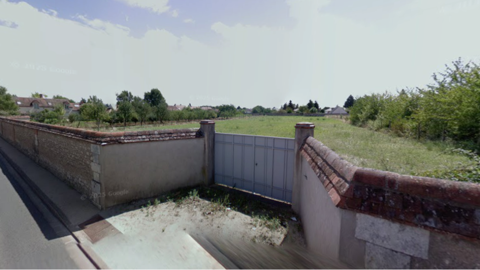 Terrain constructible de 578m2 à Olivet