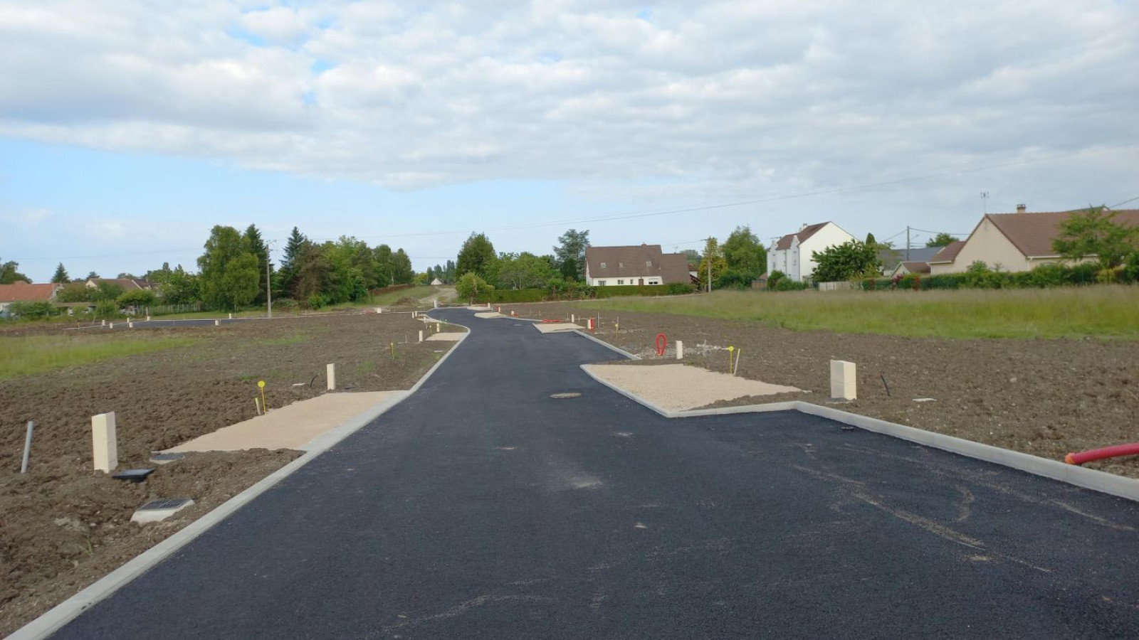 Terrain constructible de 577m2 à Rebréchien