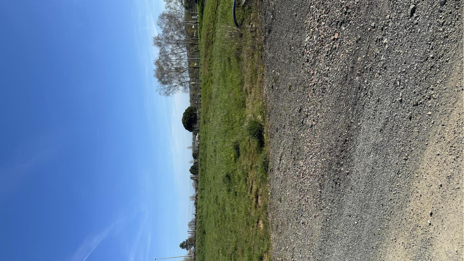 Terrain constructible de 348m2 à Les Hauts-d'Anjou