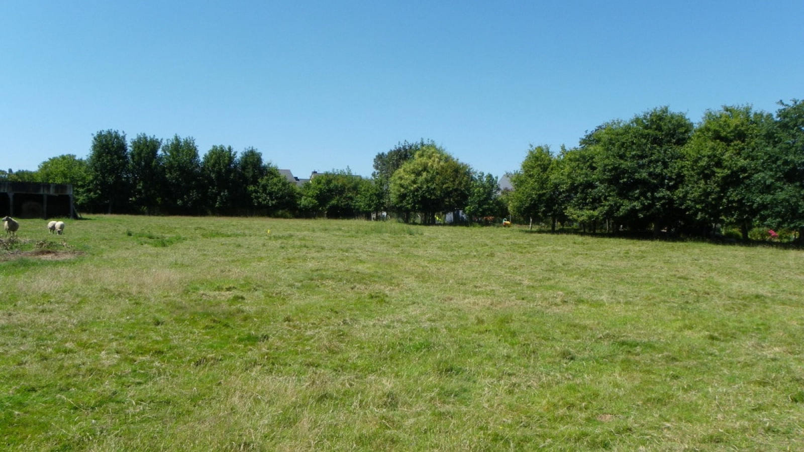 Terrain constructible de 1200m2 à Poitiers