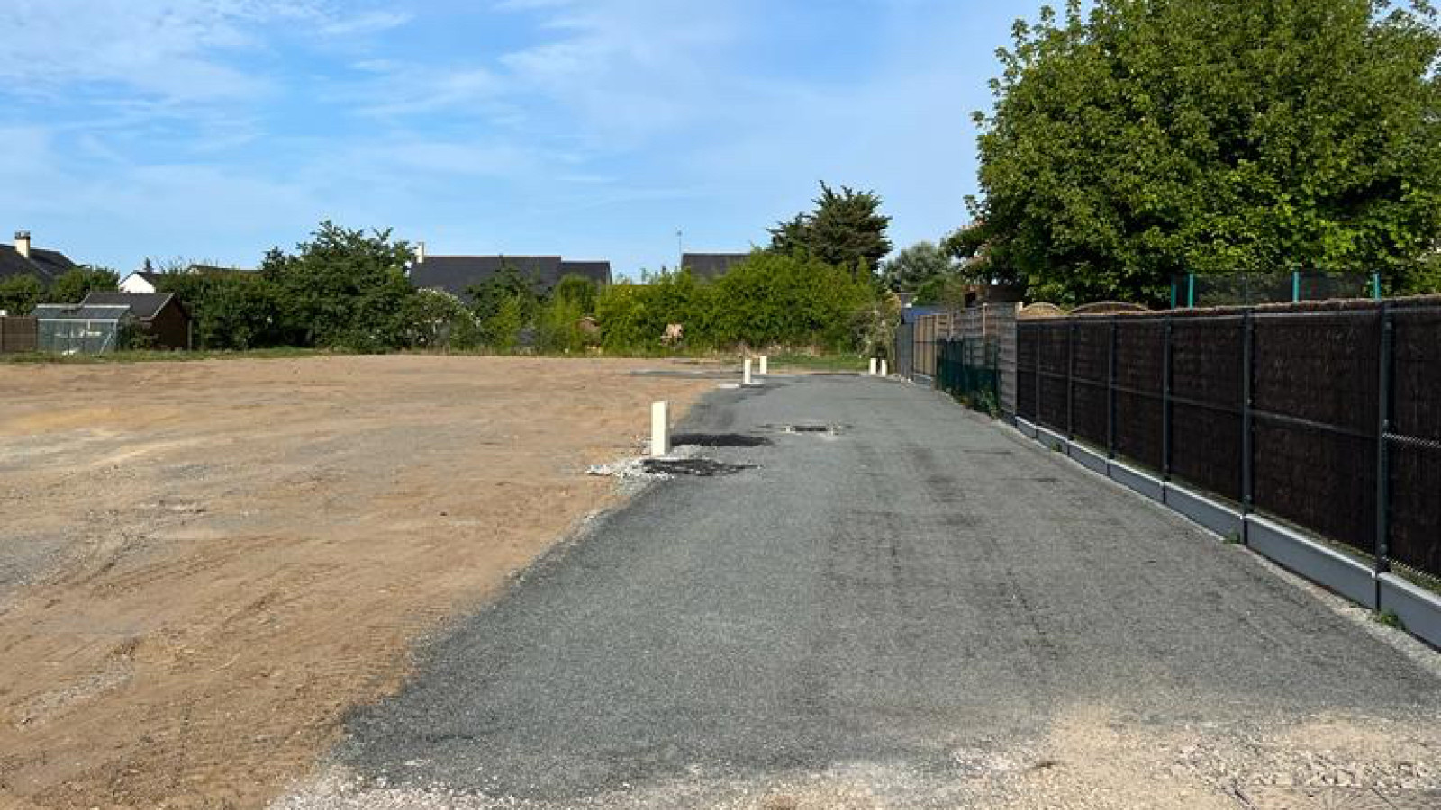 Terrain constructible de 343m2 à Loire-Authion