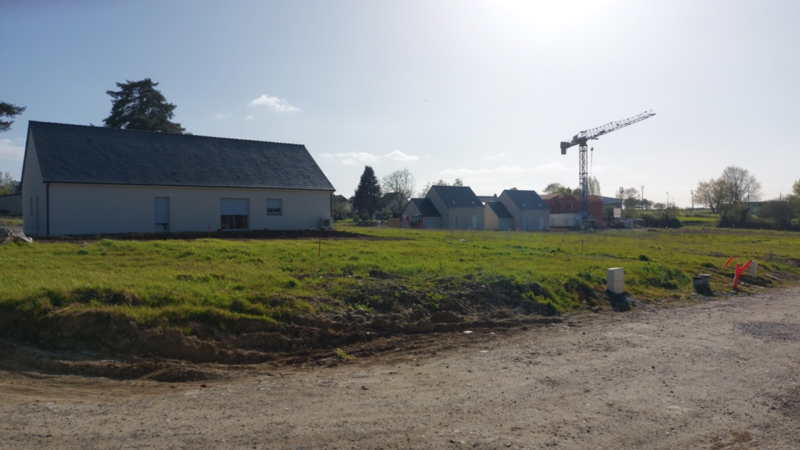 Terrain constructible de 505m2 à Soulaire-et-Bourg