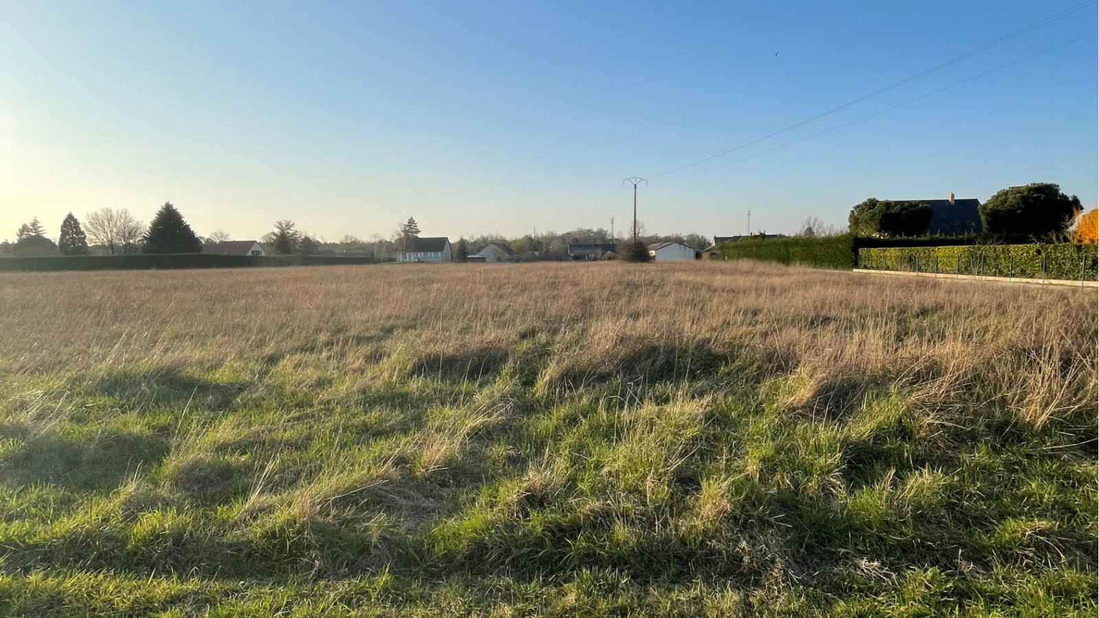 Terrain constructible de 408m2 à Lignières-de-Touraine