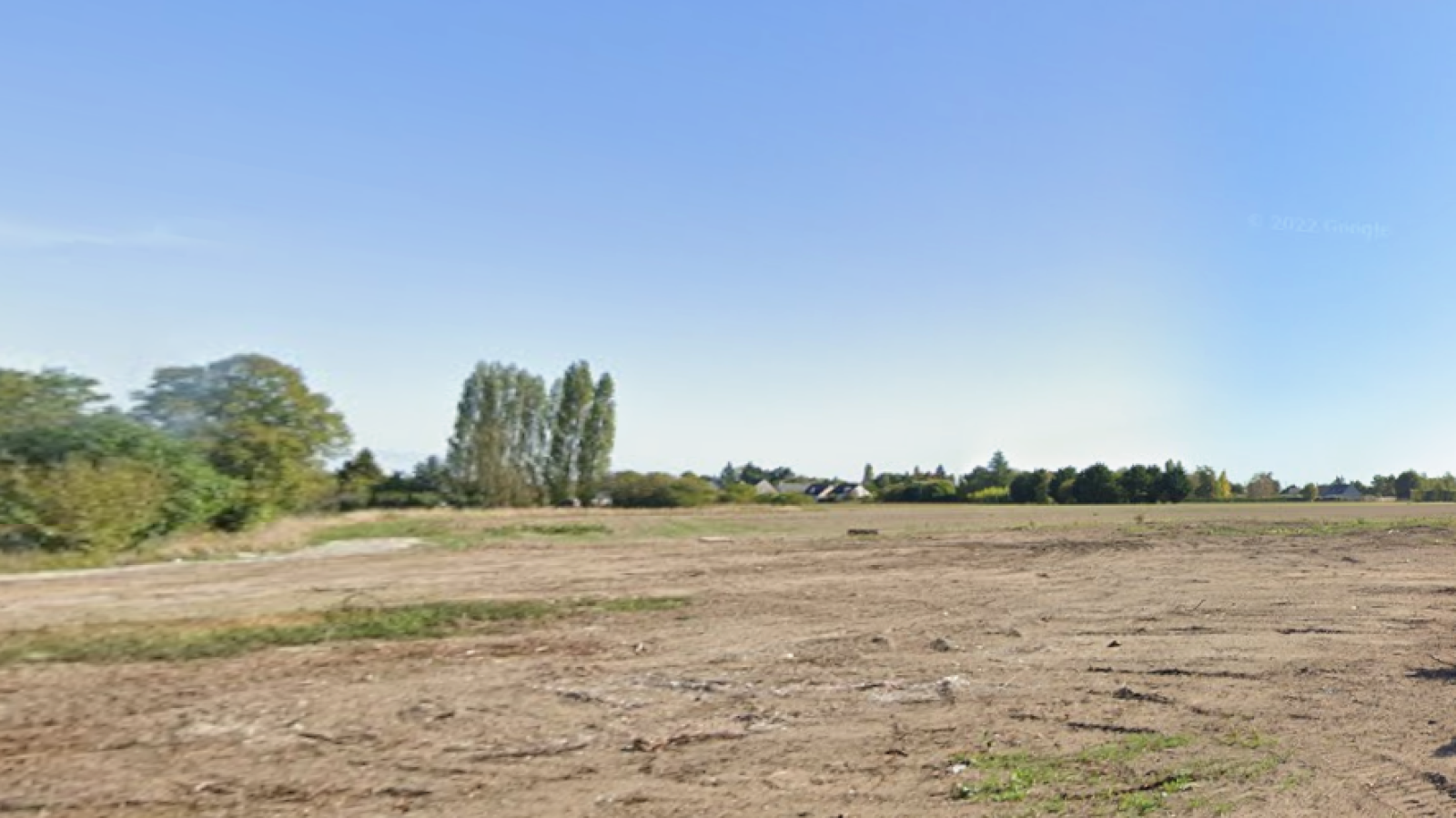 Terrain constructible de 688m2 à Longuenée-en-Anjou