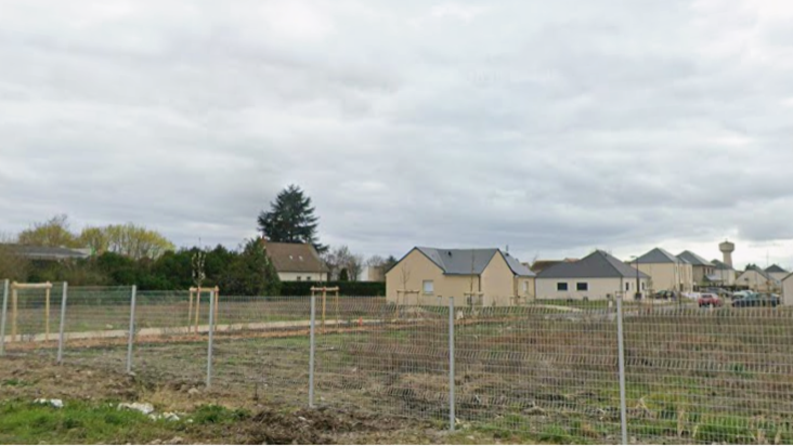 Terrain constructible de 534m2 à La Chapelle-Saint-Mesmin