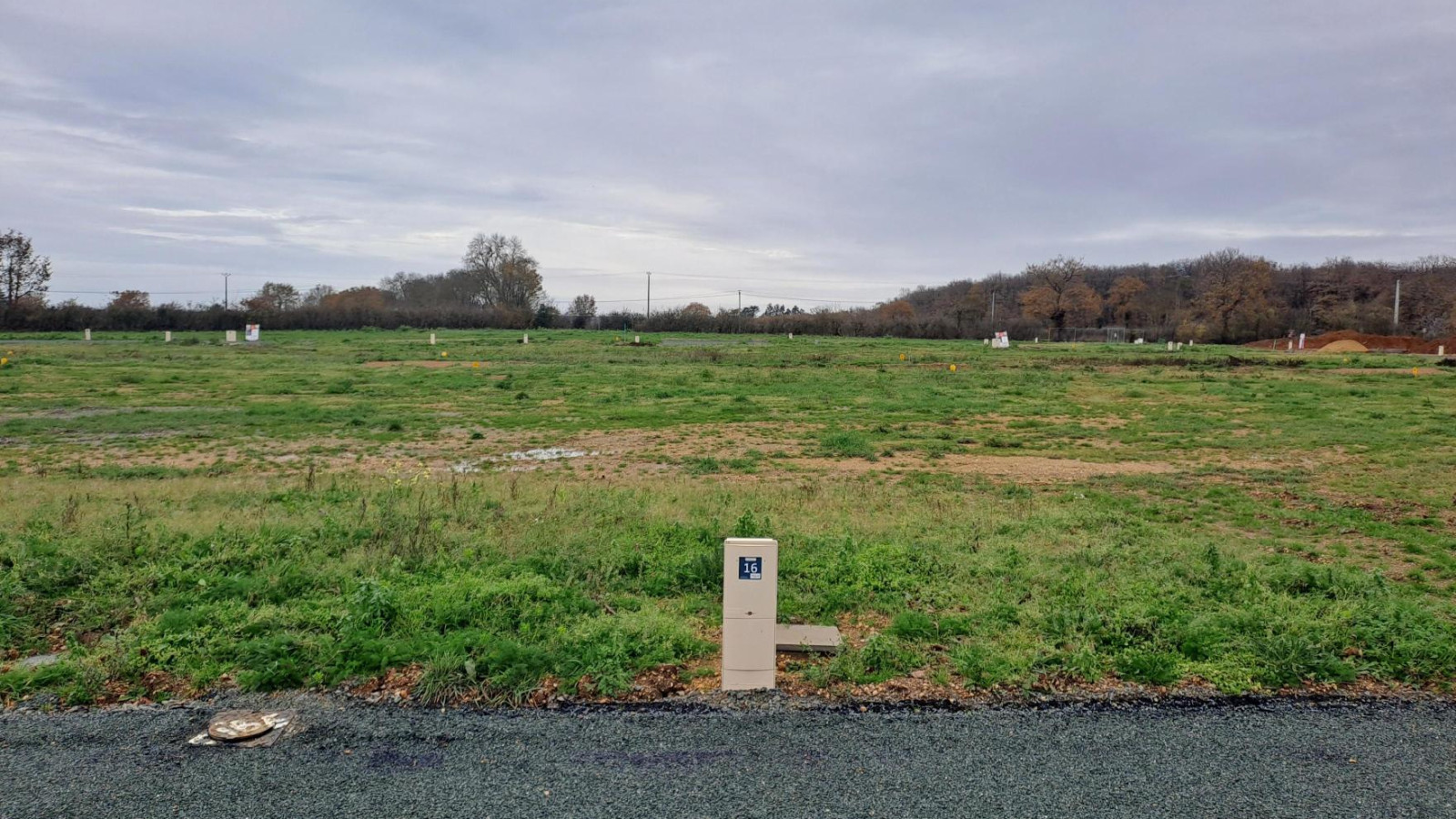 Terrain constructible de 320m2 à Bouchemaine