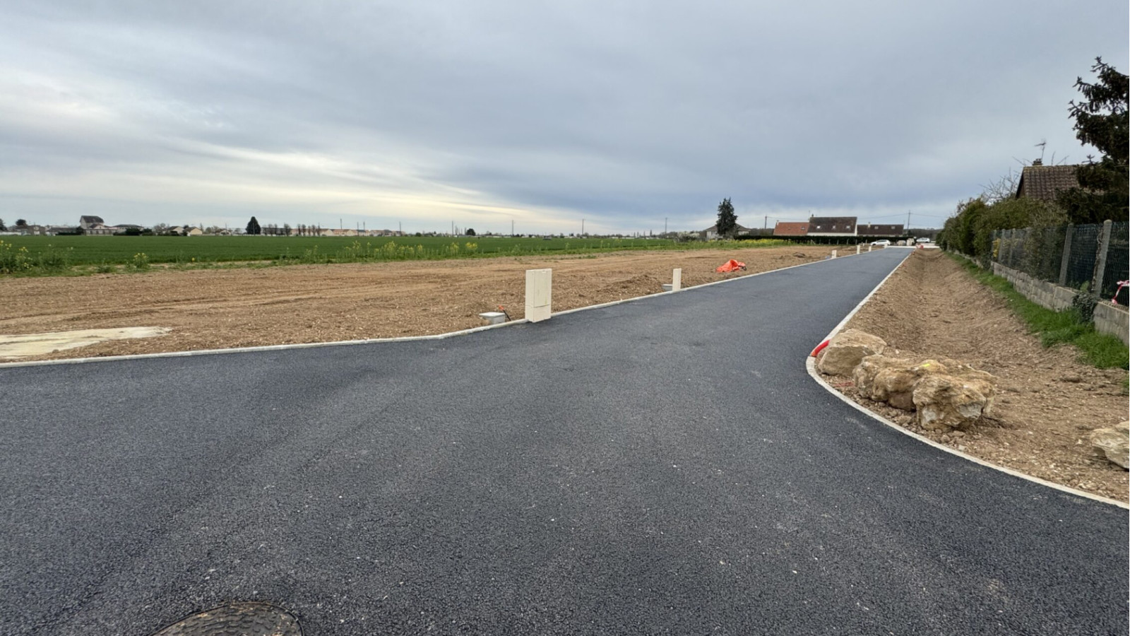 Terrain constructible de 536m2 à Dreux