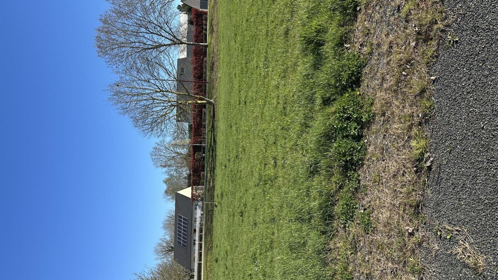Terrain constructible de 399m2 à Jarzé Villages