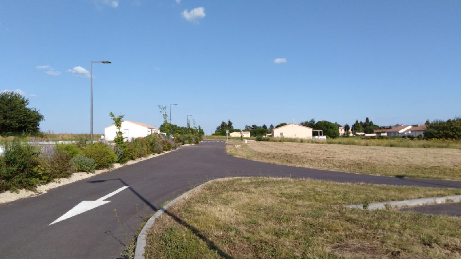 Terrain constructible de 660m2 à Bignoux