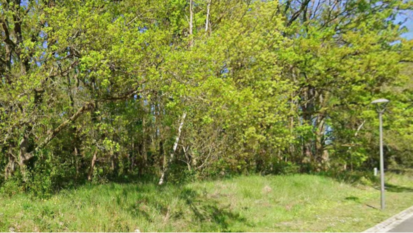 Terrain constructible de 839m2 à Ménestreau-en-Villette
