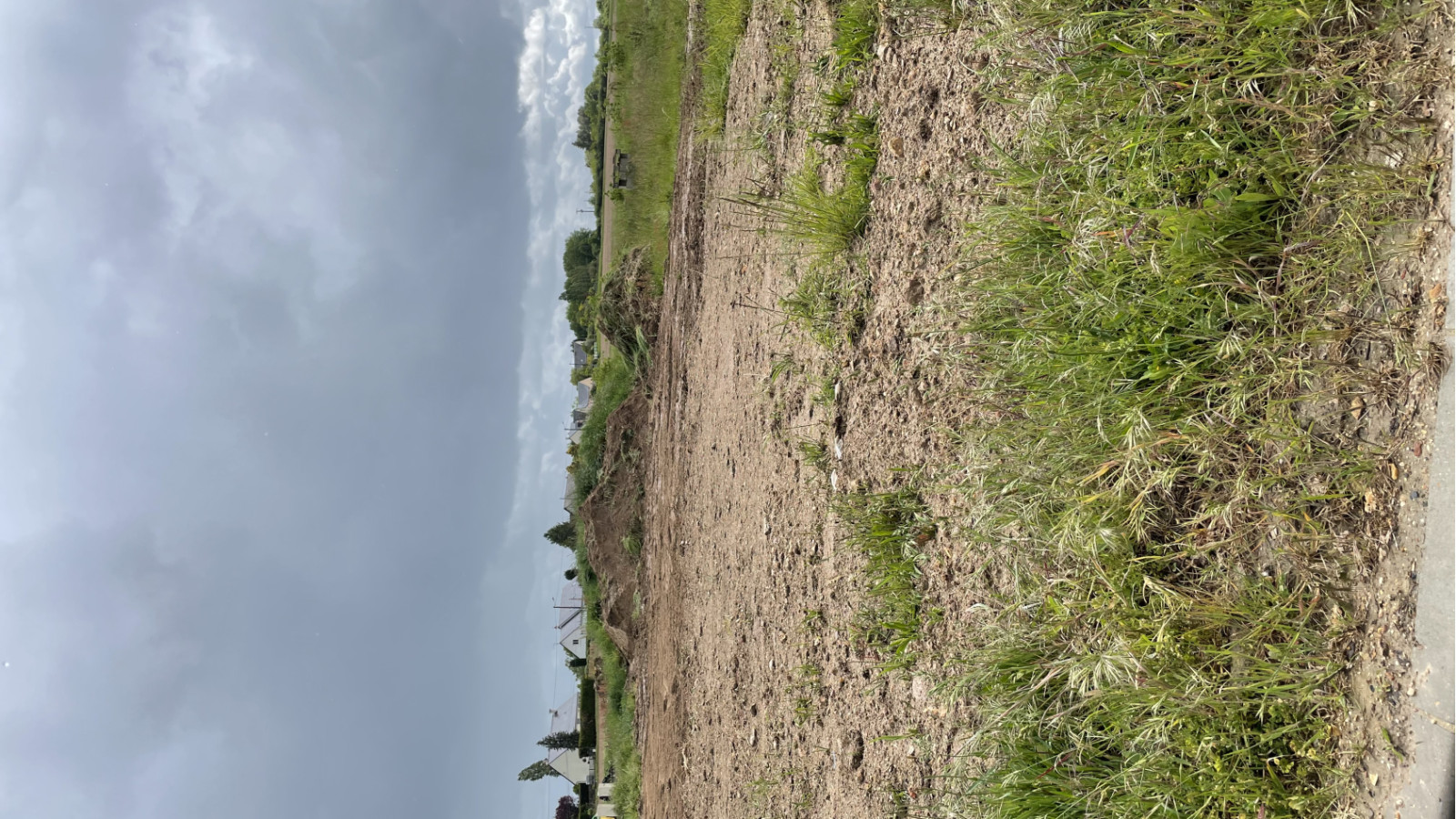 Terrain constructible de 553m2 à Montbazon