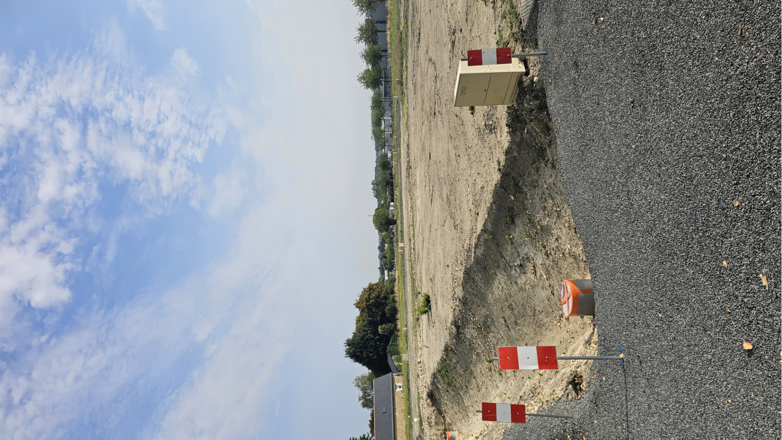 Terrain constructible de 341m2 à Longué-Jumelles